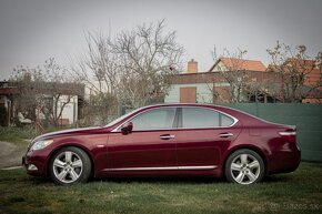 Lexus LS 460 4.6 V8 380PS - 3