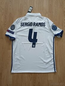 Real Madrid 16/17 Home Ronaldo... - 3