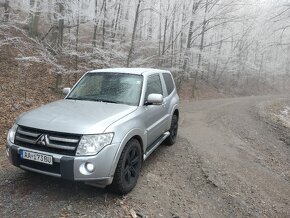 Mitsubishi Pajero 3.2 DiD 147KW AT/5 4x4 Uzávierka 2011 - 3