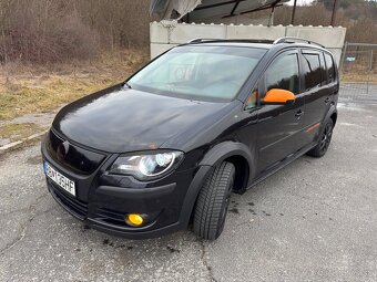 Vw touran cross - 3