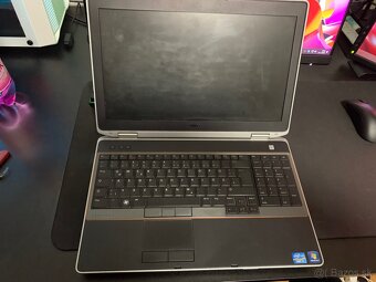 Dell Latitude E6520 - 3