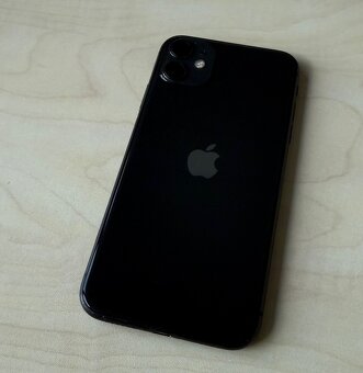 Iphone 11 Black 64 GB - 3