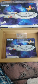 Lego Star Trek Enterprise D - 3