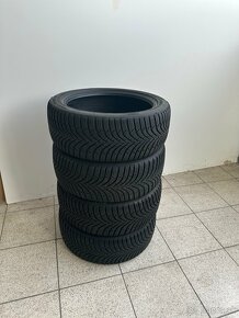 Predám zimné gumy 195/45 R16 Fiat 500 - 3