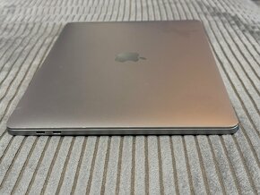 Macbook Pro 13,3” M1, 512 GB SSD, 8GB RAM - 3