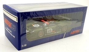 PORSCHE 911 GT1 1996 1:18 - 3