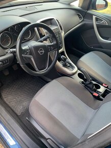 Predám opel astra J 2011 - 3