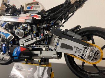 LEGO BMW 1000 RR - 3