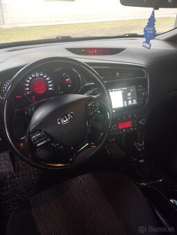 Kia Ceed 1,6GDI 2018  Gold SK - 3