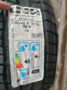 Zimné pneu = 235/45 R19 = CONTINENTAL = 2ks - 3