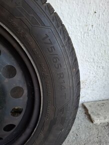 Predám zimné VW UP komplety 175/65 R14 T Barum Polaris 5 - 3