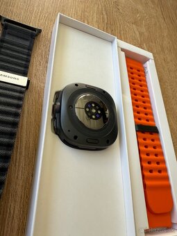 Samsung Galaxy Watch Ultra sivý titán - 3