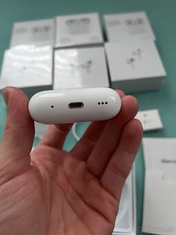 Apple AirPods 1 a 2. generácie – nové, zabalené - 3