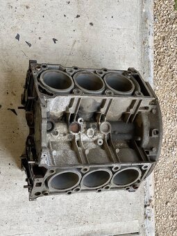 Blok motora Mercedes M112, V6 - 3