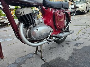 Jawa 250 - 3