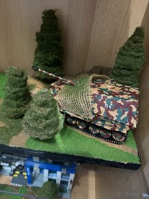 Diorama + Ferdinand - 3