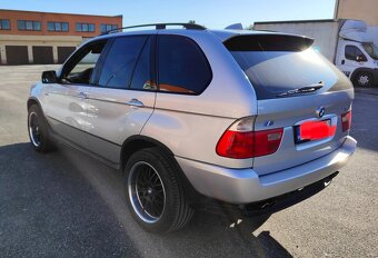 BMW X5 4.4 V8 - 3