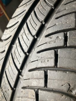 Letné pneu 205/60R16 viem aj prezuť - 3