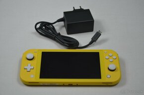 Predám Nintendo Switch Lite Yellow (Zánovné) TOP - 3