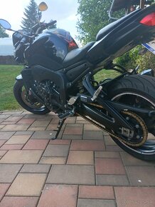 Yamaha FZ8 - 3