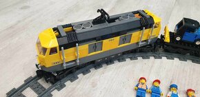 LEGO VLAK 7939 CARGO TRAIN - 3