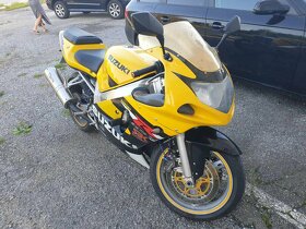 Suzuki GSX-R 600 - 3