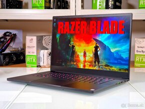 Herný notebook RAZER BLADE | i7-8750 | GTX 1060 | 16GB RAM - 3