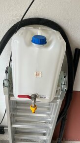 WAP  Nilfisk s bandaskou 20 l - 3