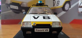 Hachette škoda Favorit V B 1:24 - 3