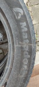 255/50R19 - 3