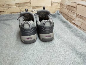 Keen 38,5 - dámska trekingová waterproof obuv - 3