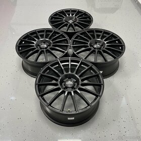 OZ Racing Superturismo Dakar R21 / 5x112 - 3