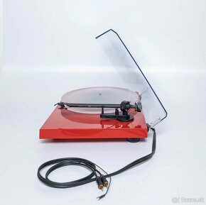 Pro-ject Debut III - 3