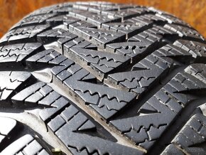 215/55 r16 zimne pneumatiky - 3