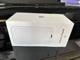 Apple Airport Extreme WiFi Router - 3