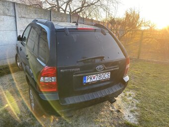 Predám kiu sportage 4x4 diesel 103kw 2007 - 3