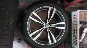 Org. zimne obutie BMW X7 M R21 - 3