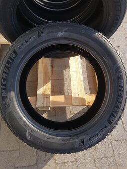 Zimne 225/55 R18 Michelin - 3