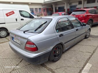 Honda civic 1.5 66kw - 3