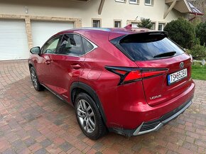 Lexus NX300H - 3