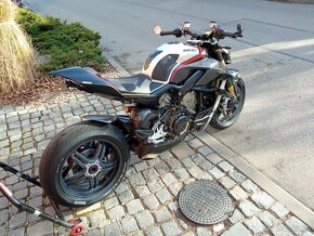 Ducati streetfigher V4SP 822 - 3