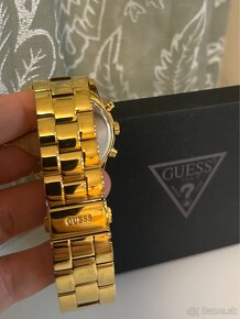 Guess - 3