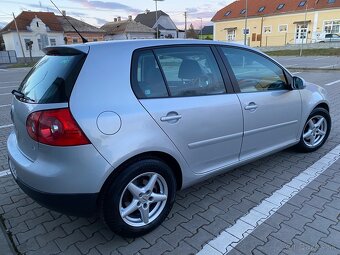 VOLKSWAGEN GOLF 1.6 BENZÍN/PLYN 75KW EDÍCIA GOAL - 3