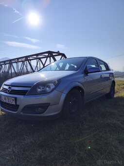 Opel Astra H 1.6 16v - 3