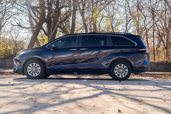 2023 TOYOTA SIENNA HYBRID - pre 8 pasazérov - 3