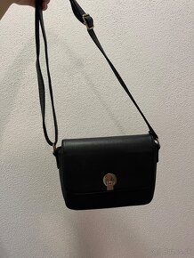 Čierna (crossbody) kabelka - 3