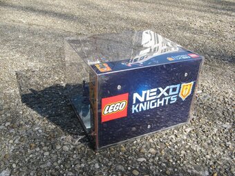 LEGO NEXO KNIGHTS vitrina - 3