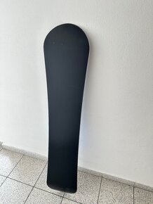 Predám snowboard dĺžka 140cm - 3