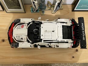 LEGO Porsche 911 RSR 42096 - 3