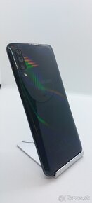 Predám Samsung Galaxy  A70 dvojitý SIM - 3